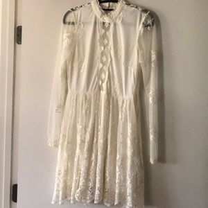 White long sleeve lace dress